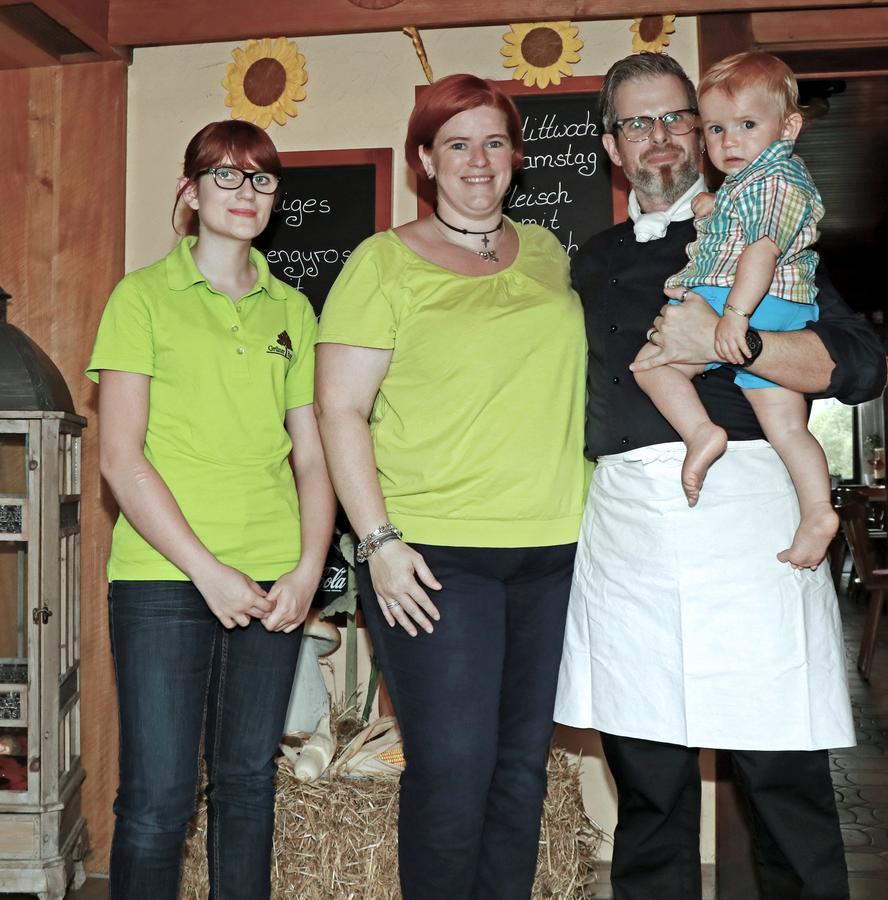 ホテル Restaurant Gruener Baum Leidersbach エクステリア 写真